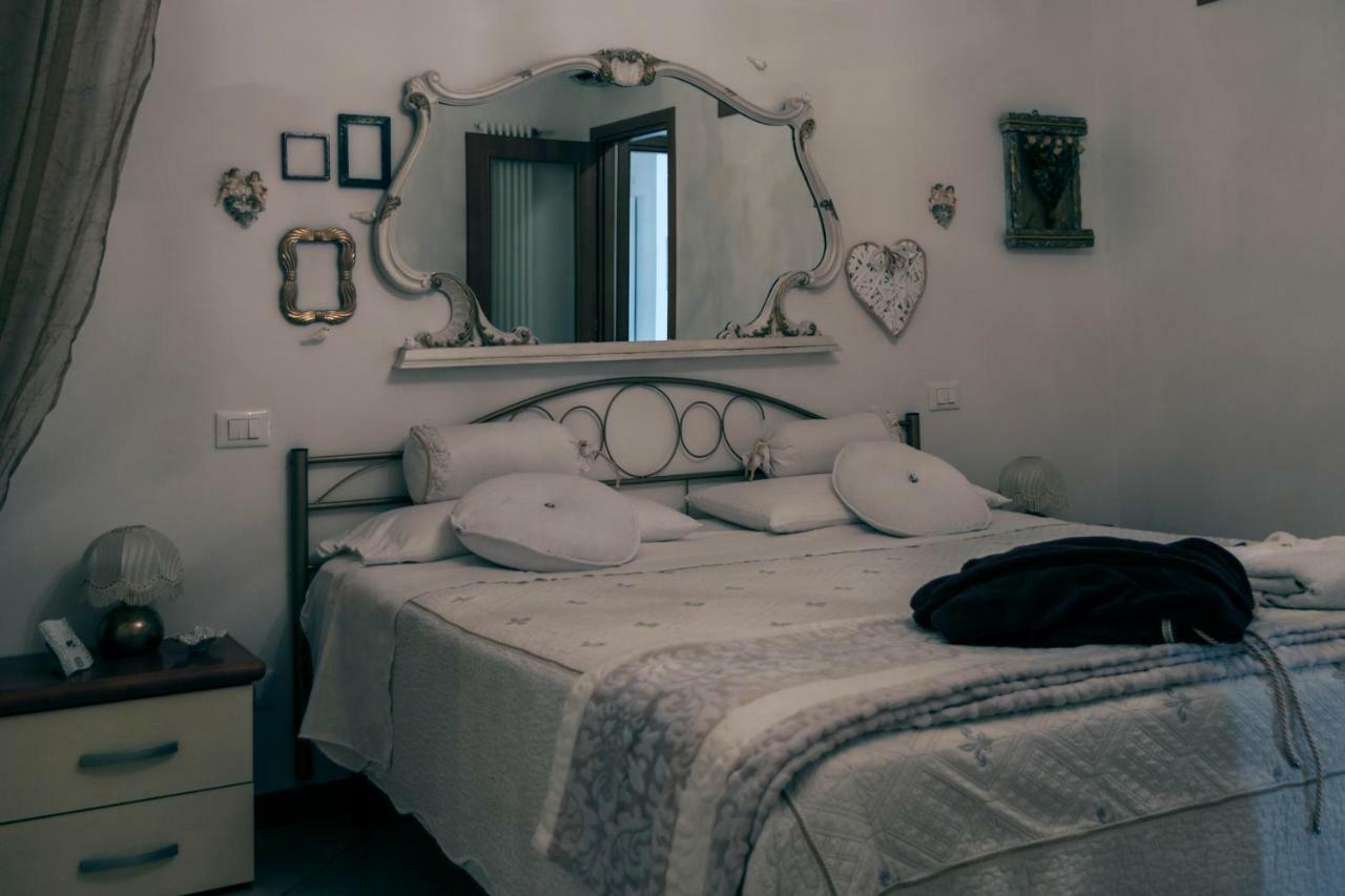 Casa Del Sole Appartamento N° 2 White And Gold Room Gavardo Eksteriør bilde