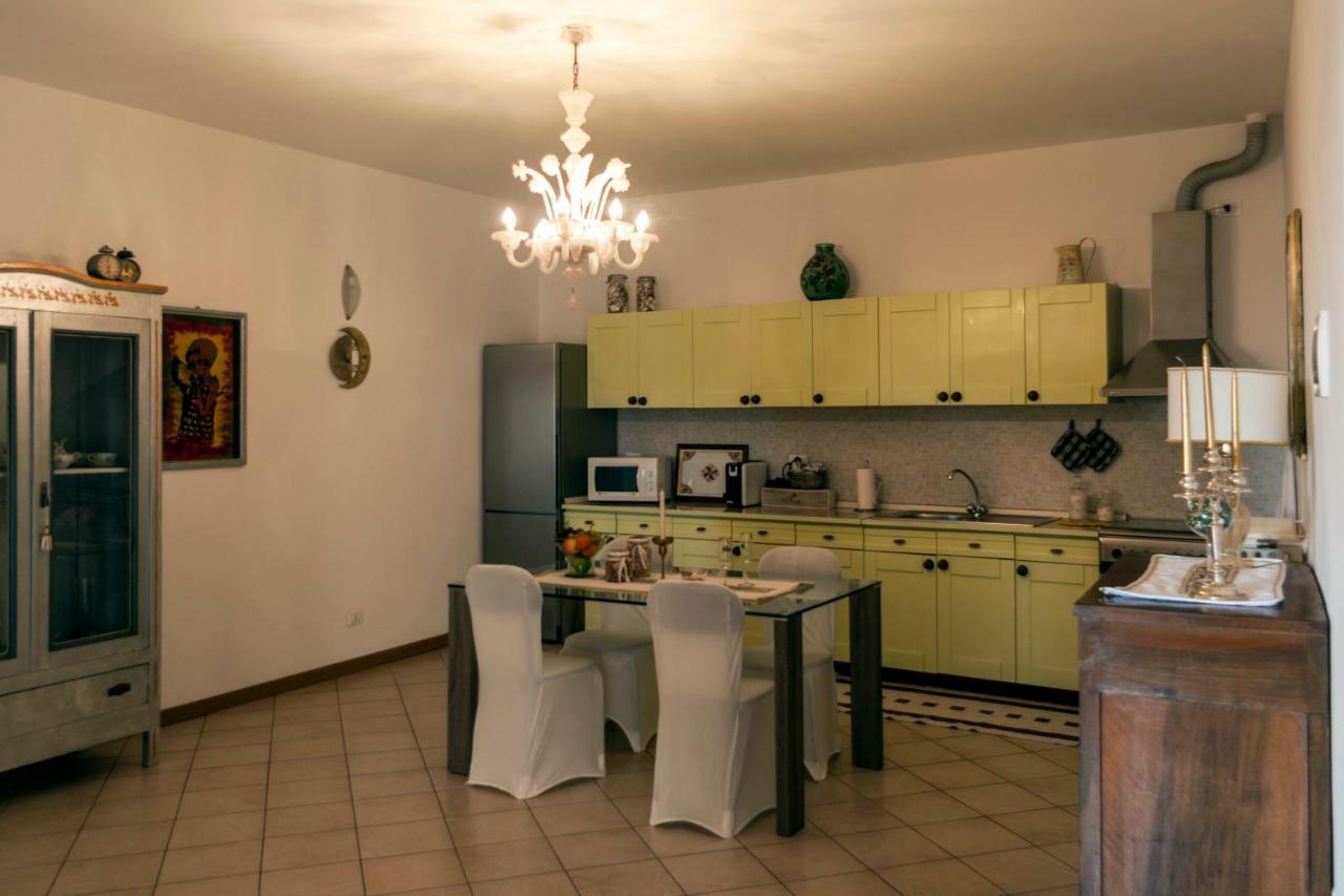 Casa Del Sole Appartamento N° 2 White And Gold Room Gavardo Eksteriør bilde